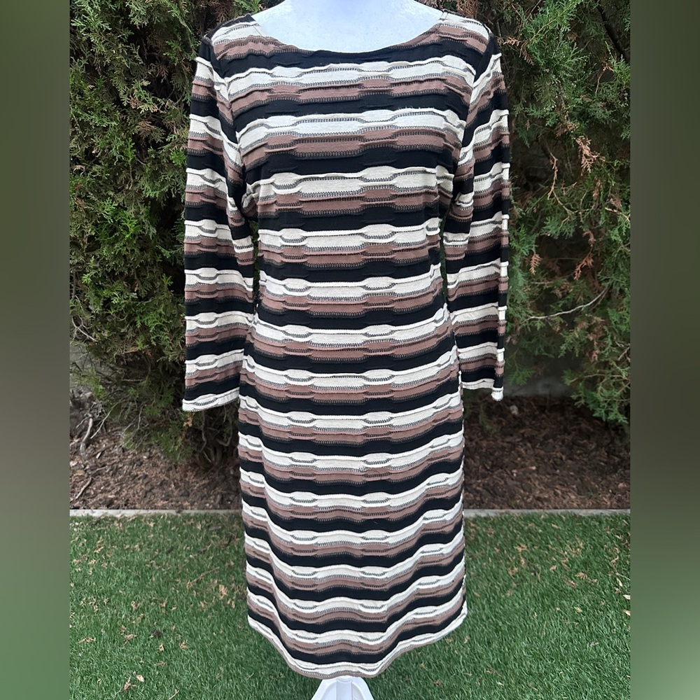 Women’s Sharagano Ivory, Black & Brown Striped Long Sleeve Dress Size 12